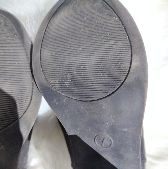 Mossimo Ankle Boots - Picture 10 of 11